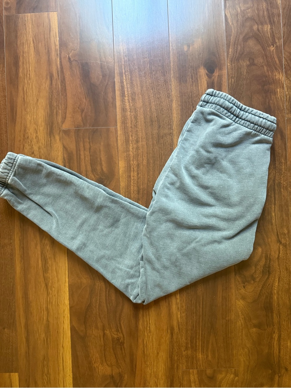 TALENTLESS Gray Mineral Wash Drawstring Sweatpants Joggers / Small / EUC!